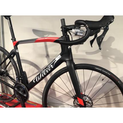 Wilier Cento1NDR 105 Racefiets