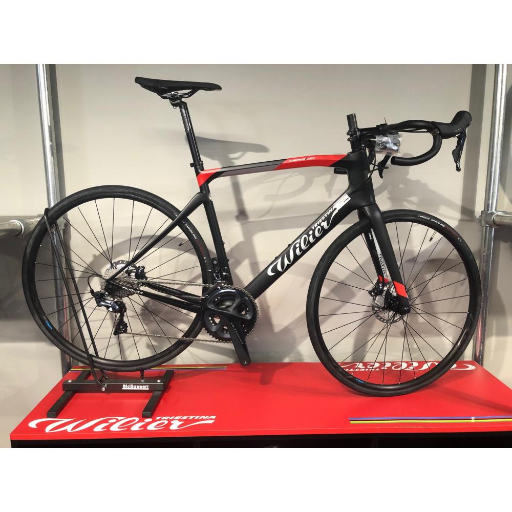 Wilier Cento1NDR 105 Racefiets